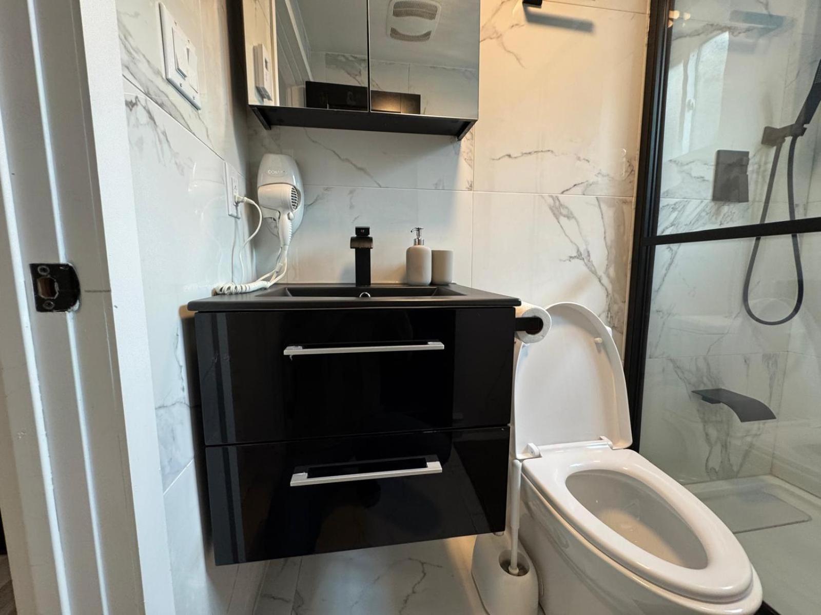 Ndg Dreams! New & Modern 3Br Easy City Life Montréal Buitenkant foto